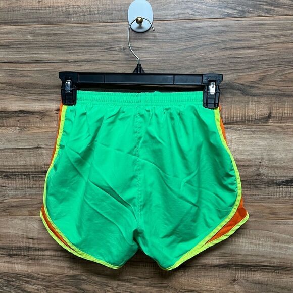 Nike shorts xs - Picture 2 of 5